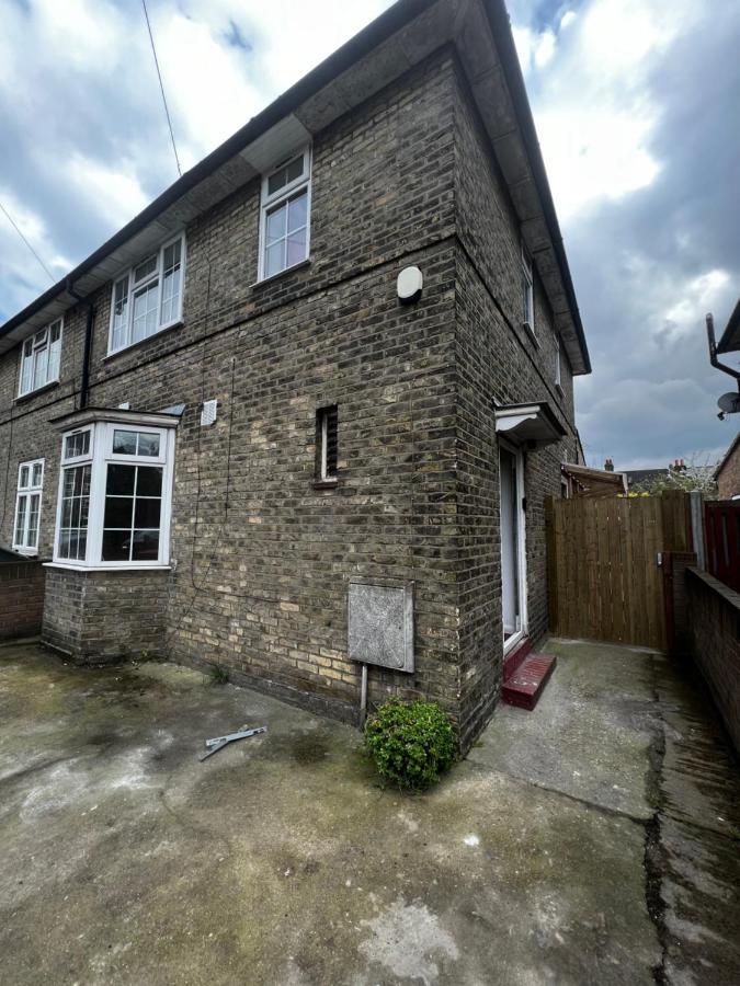 Good Priced Double Rooms In Sherperds Bush London Exterior foto