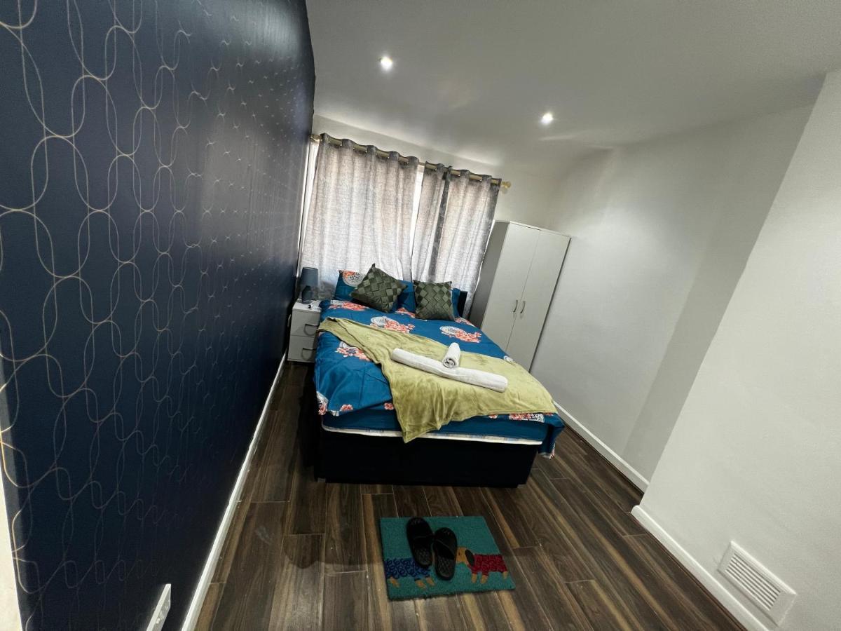 Good Priced Double Rooms In Sherperds Bush London Exterior foto